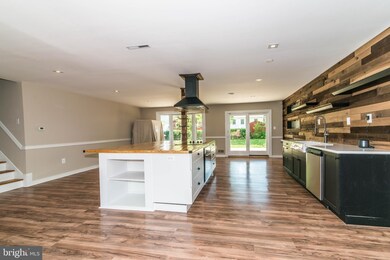 16104 Kent Rd, Laurel, MD 20707 - photo 4