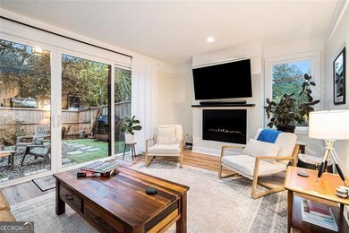 1649 Overlook Way NW, Atlanta, GA 30318 - photo 5