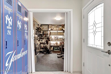 821 E Kesler Ln, Chandler, AZ 85225 - photo 7