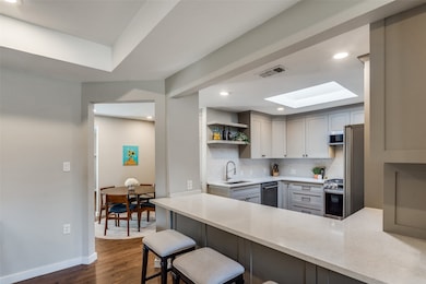 3127 Honeydew Dr, Carrollton, TX 75007 - photo 7