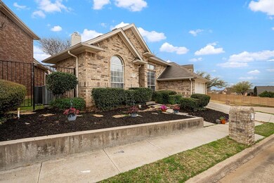 2904 Matterhorn Dr, Bedford, TX 76021 - photo 2