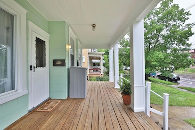 2045-N-4th-Exteriors-08