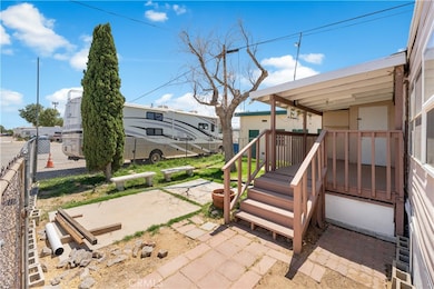 2121 Nadeau St unit C1, Mojave, CA 93501 - photo 3