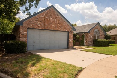 2616 Willow Crest Ct, Bedford, TX 76021 - photo 3