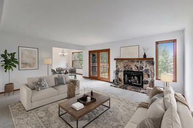 14 Oxford Ct, Algonquin, IL 60102 - photo 2