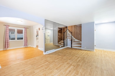 3941 W Ainslie St, Chicago, IL 60625 - photo 5