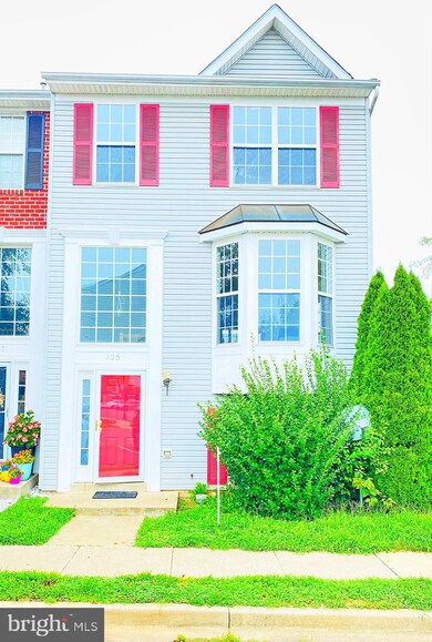 135 Fieldstone Ct, Frederick, MD 21702 - photo 2