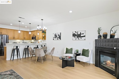 4153 Clarinbridge Cir unit 127, Dublin, CA 94568 - photo 5