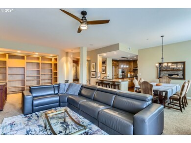 Living Room/Dining Room