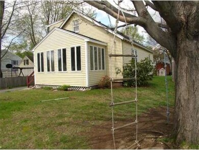 26 Myrtle Ave, Newburyport, MA 01950 - photo 2