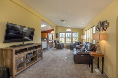 19085 Dayton Rd, Bend, OR 97703 - photo 7