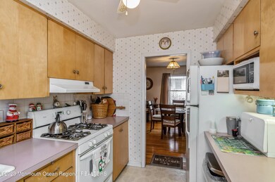 229 Churchill Ave, Trenton, NJ 08610 - photo 3