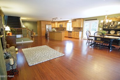 1012 Oakland Ln, Lake Ariel, PA 18436 - photo 7