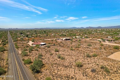 7120 E Dynamite Blvd-5
