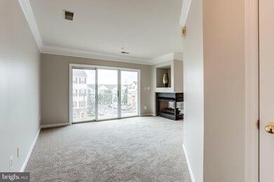 2489 Quick St unit 304, Herndon, VA 20171 - photo 5