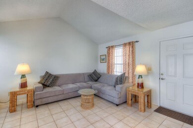 Living Room (2)