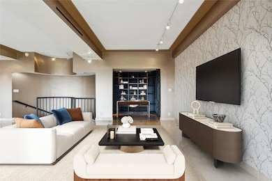 The Spires unit 4, Houston, TX 77030 - photo 2