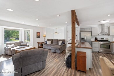 07-Living Room_IMG_9388