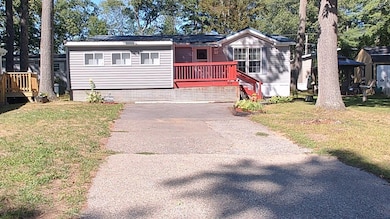 308 Friar Tuck Dr, Exeter, NH 03833 - photo 3