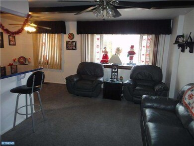 4240 Carteret Dr, Philadelphia, PA 19114 - photo 7