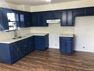 745 Hernandez Dr, Donna, TX 78537 - photo 5