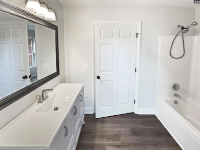 21 Twin Oaks Cir, Columbia, SC 29209 - photo 5