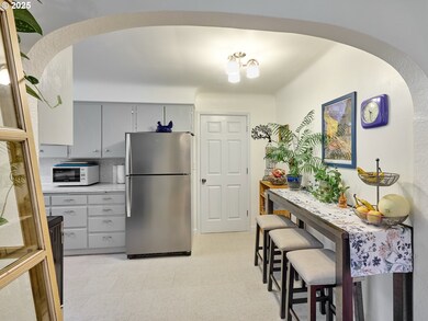 2075 Laurel Ave NE, Salem, OR 97301 - photo 7