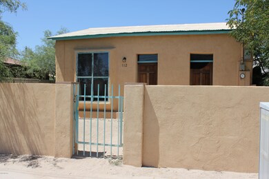 Front with Wall View