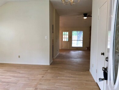 15650 Pebble Lake Dr, Houston, TX 77095 - photo 2