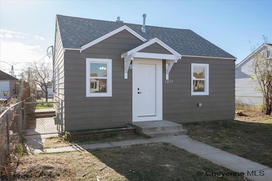 1215 E 7th St, Cheyenne, WY 82007 - photo 3