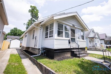 2032 Loxley Rd, Toledo, OH 43613 - photo 2