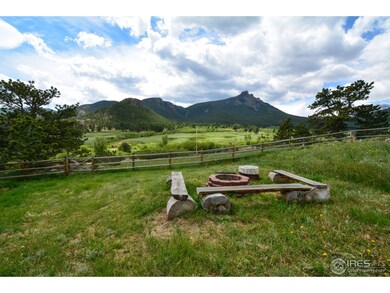 Summer evenings by the campfire