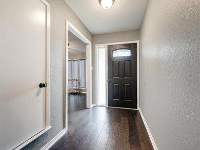 2833 Summerdale Dr, Hurst, TX 76054 - photo 5