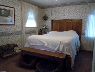 24450 Oakhill Dr, Euclid, OH 44117 - photo 7