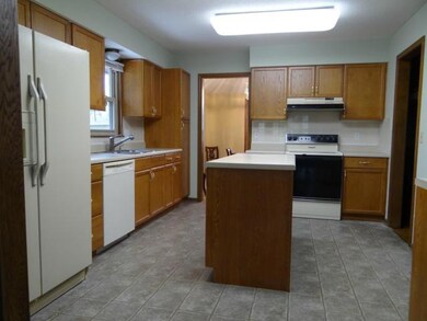 14212 W 48th Terrace, Shawnee, KS 66216 - photo 4