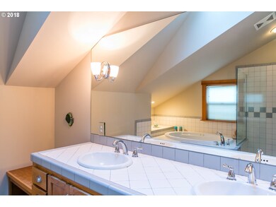 Bathroom, Attached