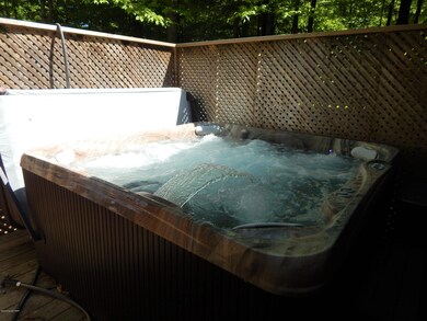 1231 Redwood Terrace, Pocono Pines, PA 18350 - photo 6