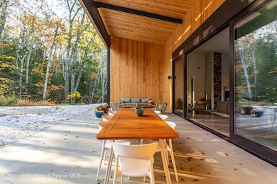 120 Old Quarry. Oleg. Front Porch table