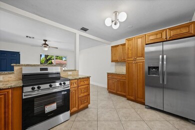 1414 S N St, Lake Worth, FL 33460 - photo 5