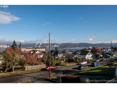 422 W D St, Rainier, OR 97048 - photo 5