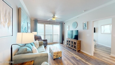2228-Beach-Blvd-Kitchen-Living-Room-Dini