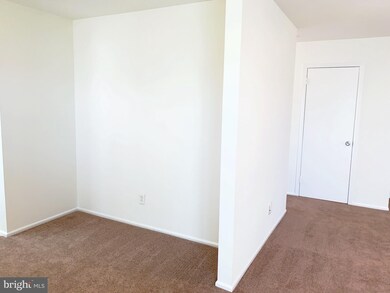 202 Garnet Dr unit 2K, Burlington, NJ 08016 - photo 6