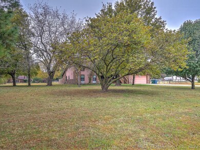 9710 S 227th East Ave, Broken Arrow, OK 74014 - photo 2