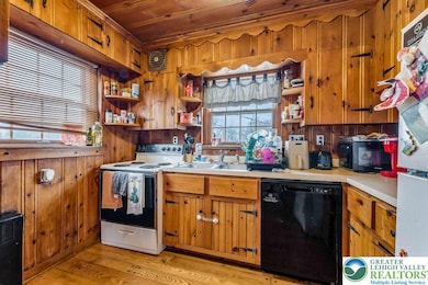 7108 Pa Route 873, Slatington, PA 18080 - photo 7