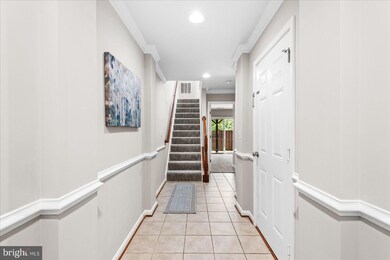 15661 John Diskin Cir, Woodbridge, VA 22191 - photo 4