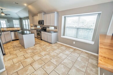 3554 Hamilton Bend Ln, Spring, TX 77386 - photo 5