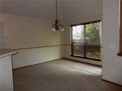 2216 SE 5th St, Moore, OK 73160 - photo 5