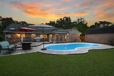 1507 Lehman St, Houston, TX 77018 - photo 4