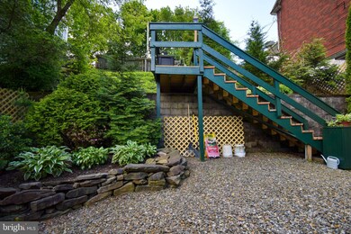 266 E Snyder Ave, Lansford, PA 18232 - photo 6