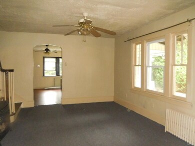 411 E Ridge St, Coaldale, PA 18218 - photo 7